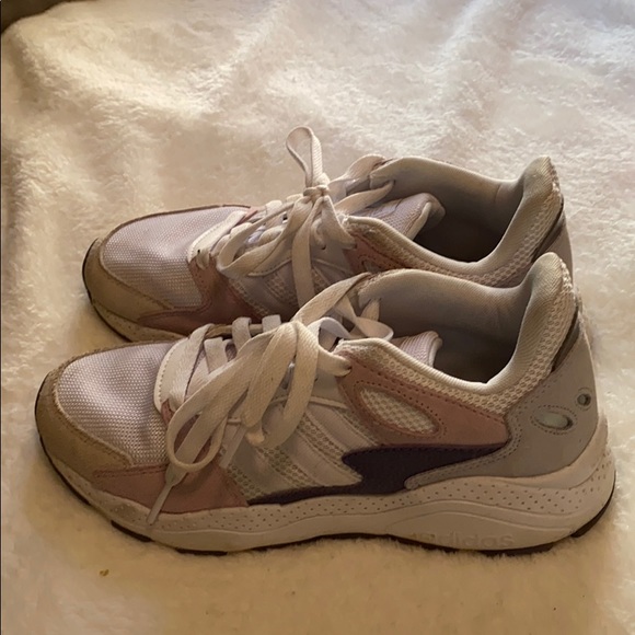 adidas shoes size 7 - Picture 3 of 3